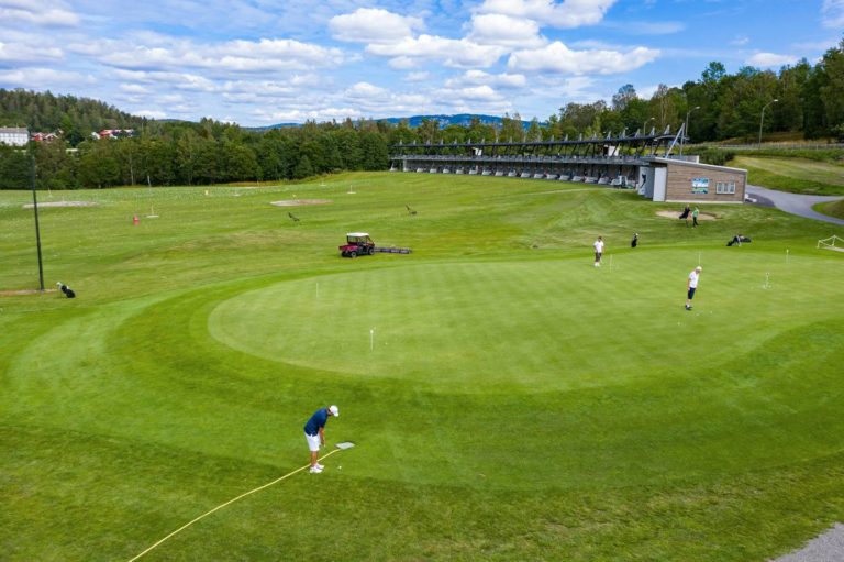 Putting green 01 768x511